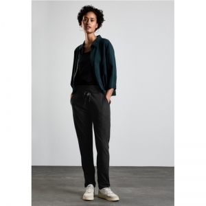 10001 Black