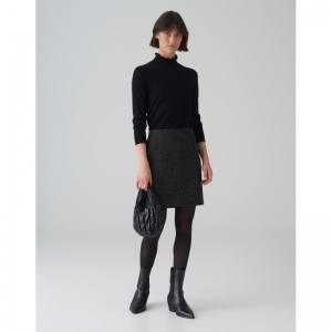 900 black