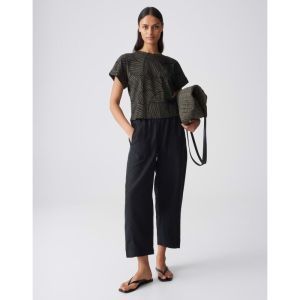 900 black