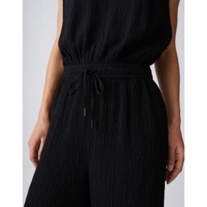  900 black